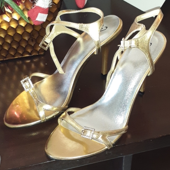 Sandals new Windsor - Picture 4 of 5